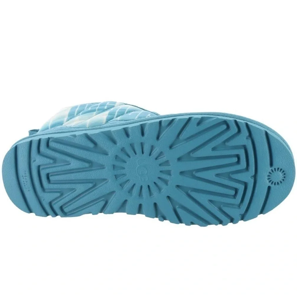 MENS UGG AUSTRALIA NEUMEL LTA WAVELENGTH CHUKKA BOOT BLUE & WHITE